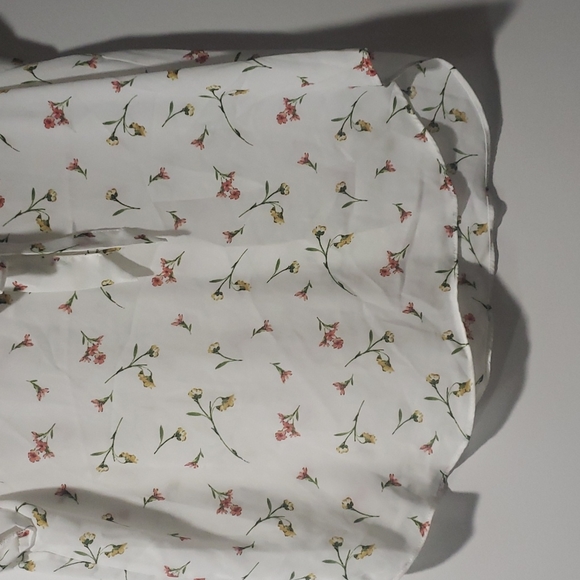 Top - Picture 5 of 8